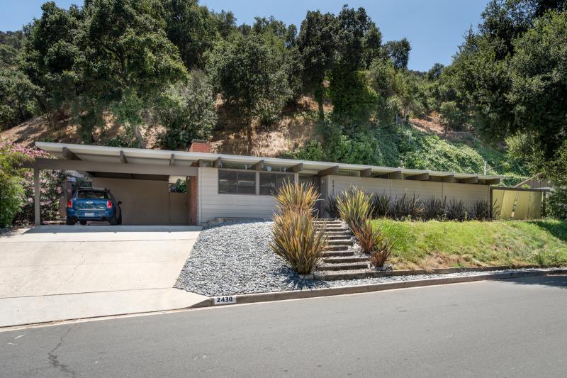 Glendale Buff and Hensman property located at 2430 Bywood Drive 