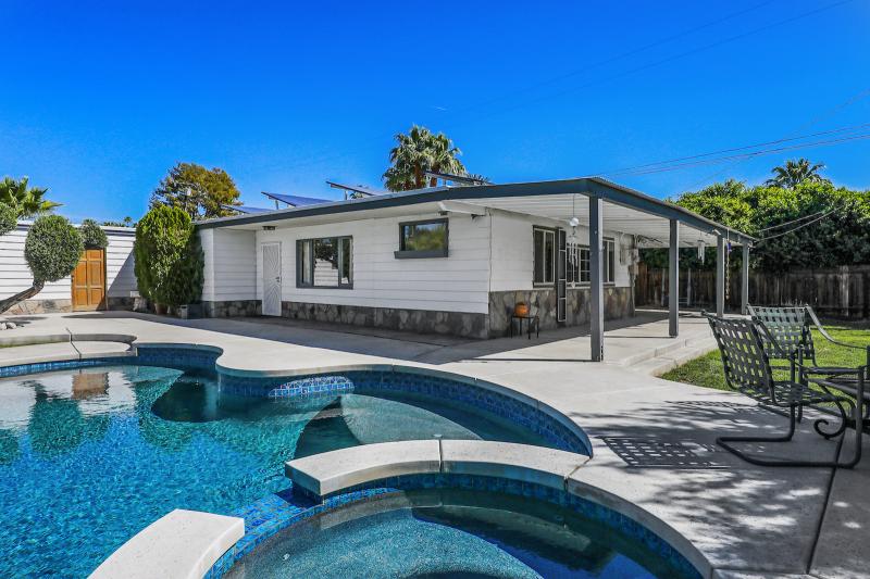 Palm Springs  Albert Frey, AIA property located at 1180 N Calle Rolph