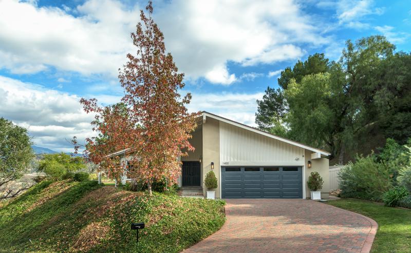 Glendale property located at 1400 Sunshine Drive