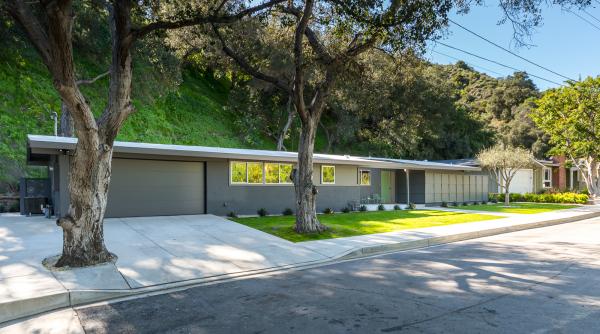 3505 El Lado Drive Glendale, David A. Lopez A.I.A. Photo
